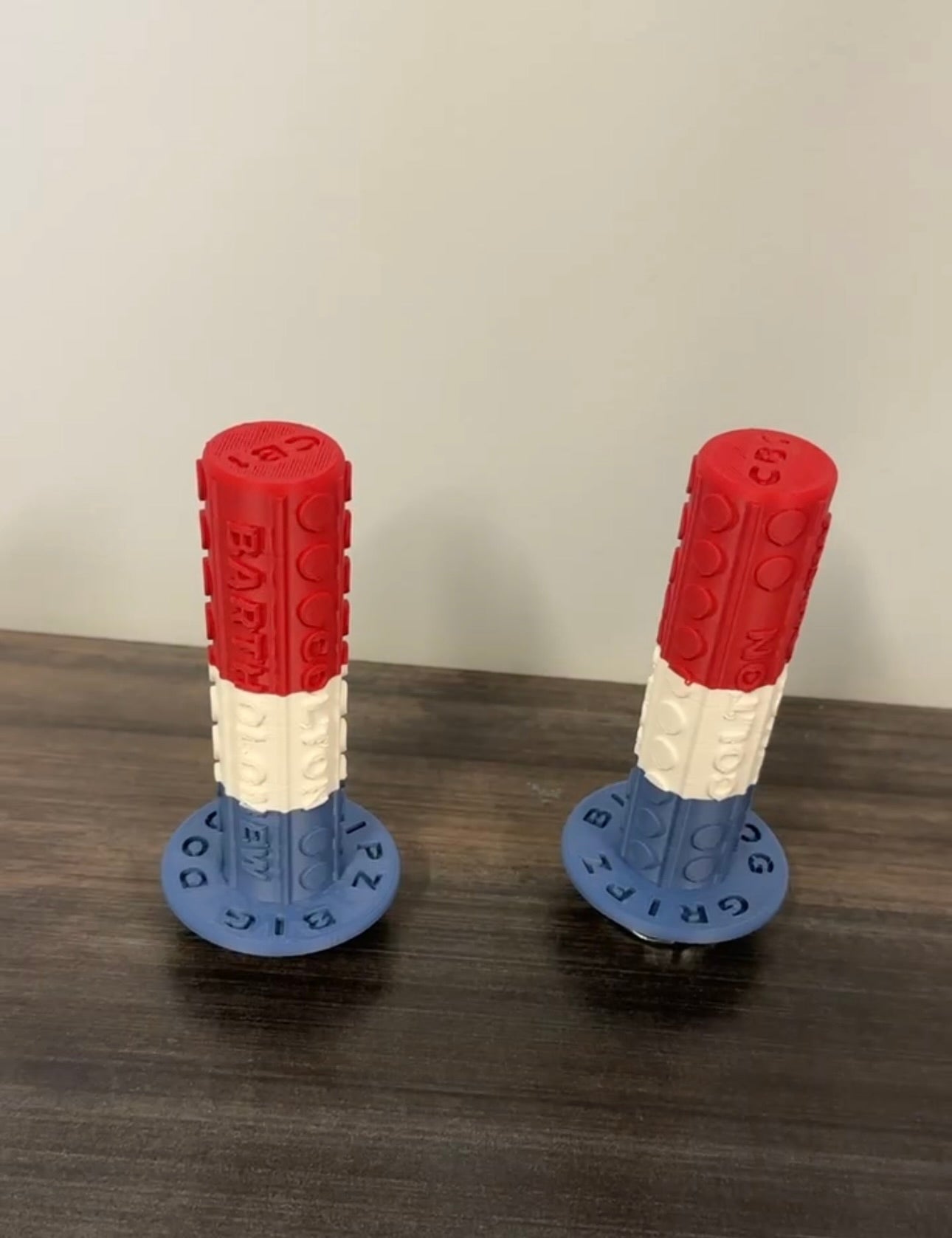 Micro America Grips